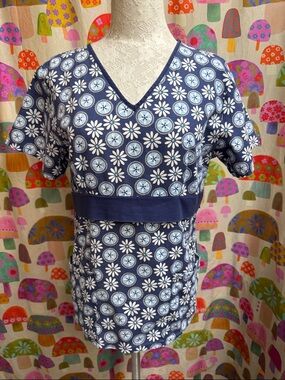 All Heart 100% Cotton S/S Scrub Top. Medium?